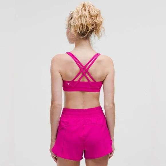 Lululemon Ripened Raspberry Energy Bra Size 6 - Picture 2 of 6